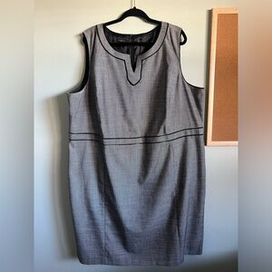 Elegant Gray Sleeveless Dress